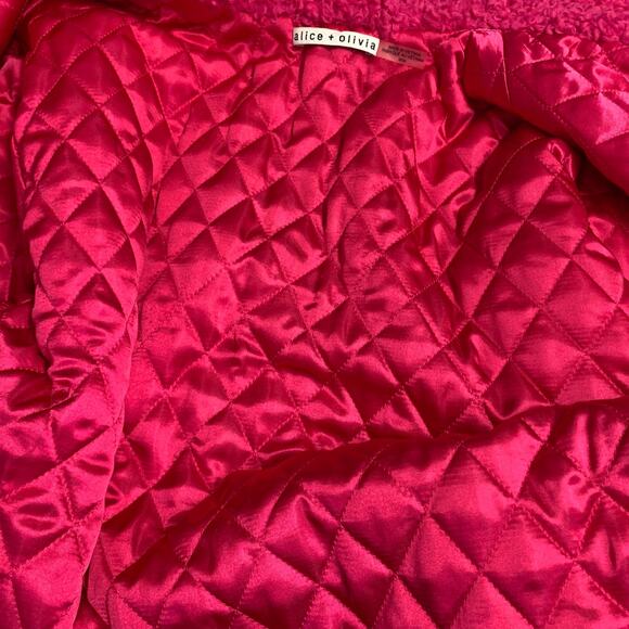 ALICE + OLIVIA M Fuchsia Pink Polyester Faux Fur Hook Eye Notch Lapel Jacket - Picture 6 of 7